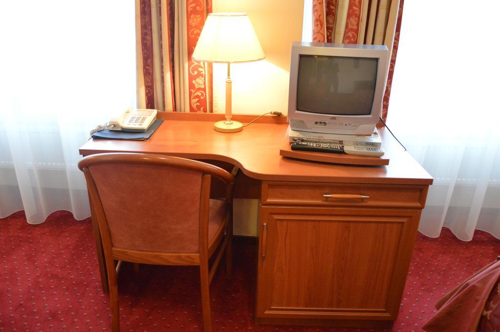 Akademicheskaya Hotel Moscow Room photo
